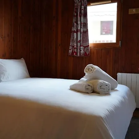Au Pied - La Tania Apartamento